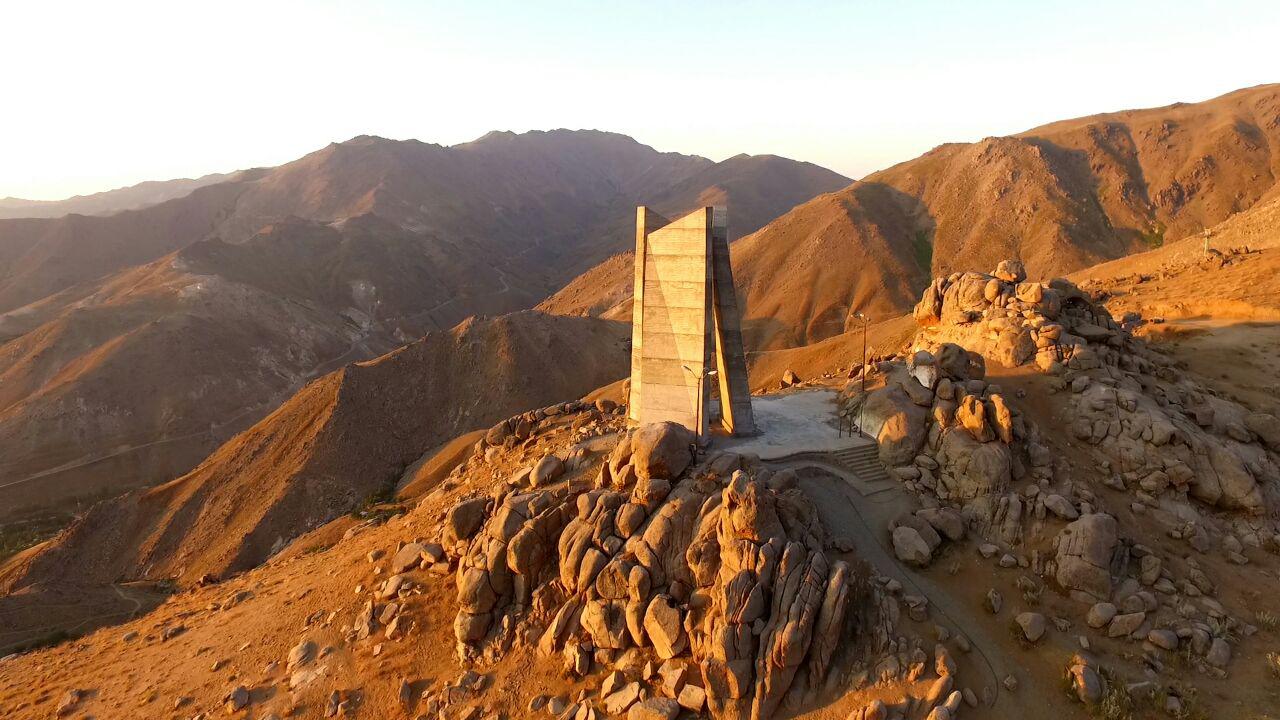 یادمان شهدای گمنام الوند همدان 4